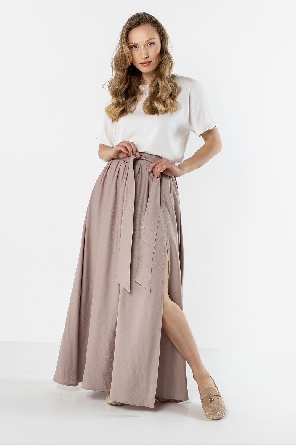 Falda maxi fluida de cintura alta para mujer con lazo en la cintura y abertura frontal