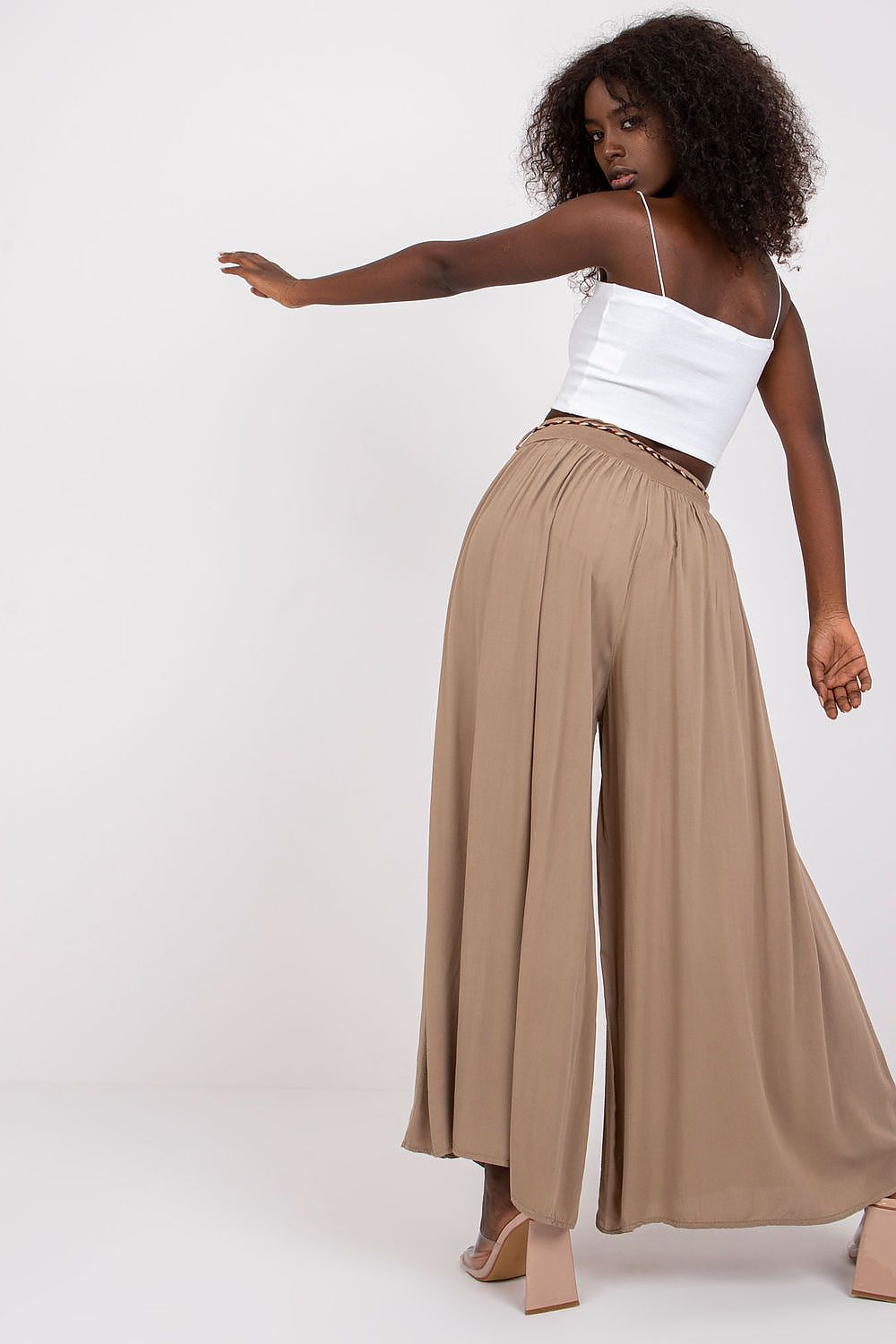 Pantalones de pierna ancha OCH BELLA