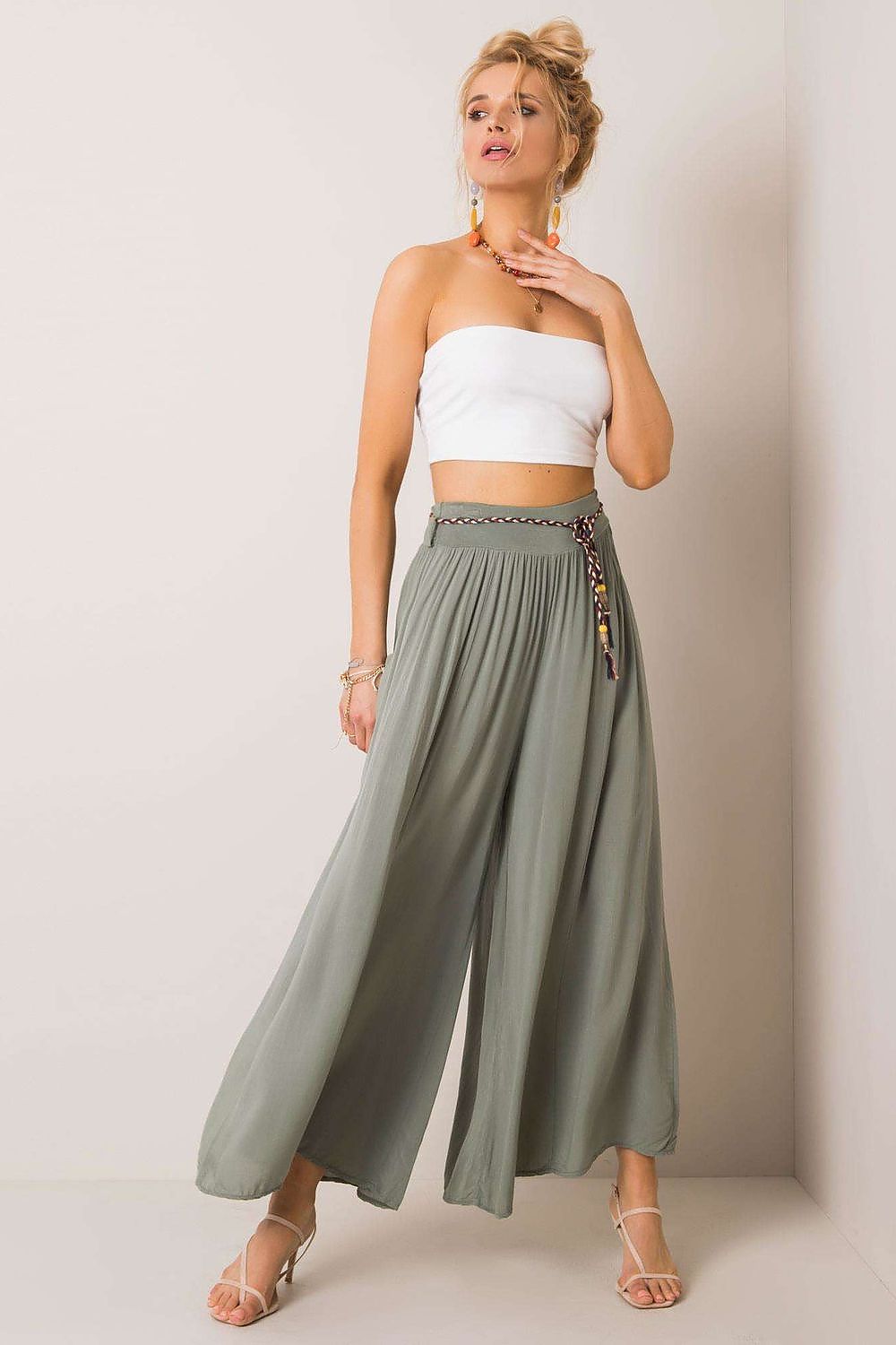 Pantalones de pierna ancha OCH BELLA