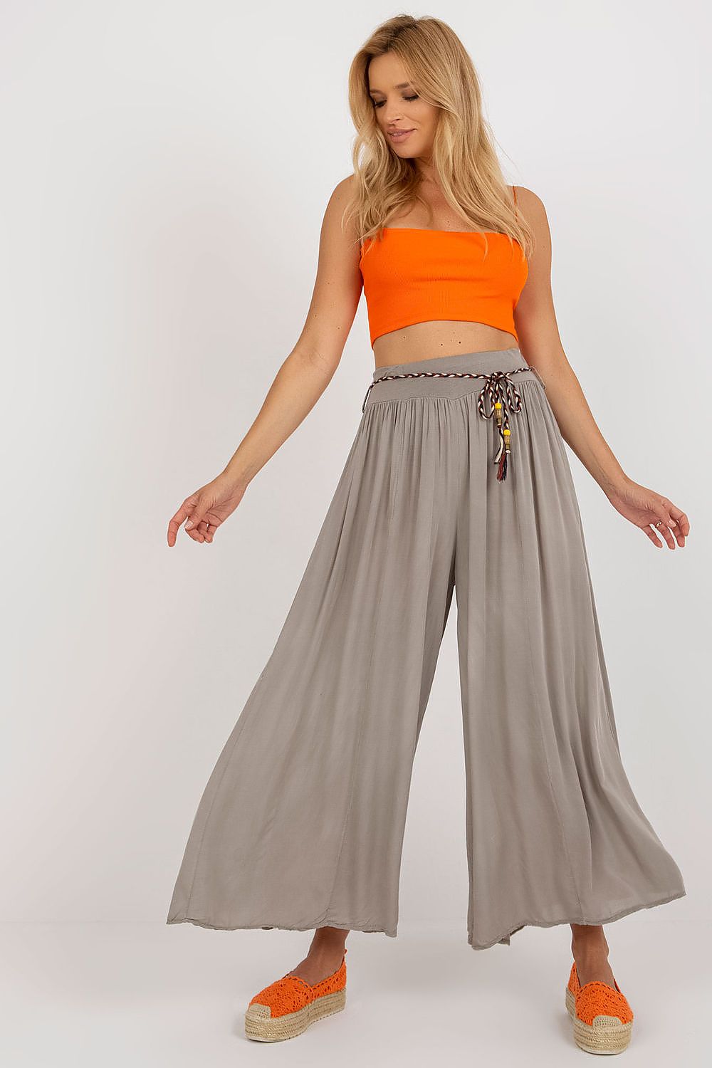Pantalones de pierna ancha OCH BELLA