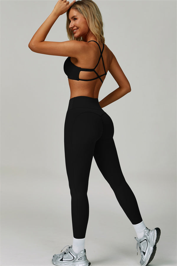 Sportliches, gewagtes 2-teiliges Set mit Racerback-BH und Leggings
