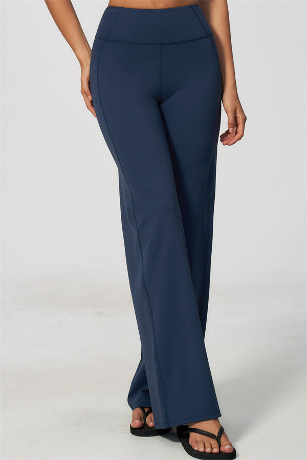 Conjunto de 2 piezas RiseFit: sujetador deportivo y pantalones de pierna recta