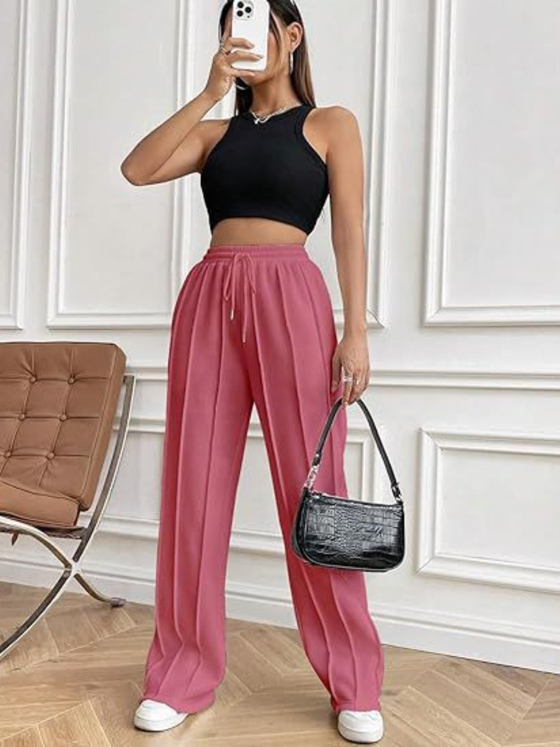 Pantalones de pierna ancha con cordón y bolsillos