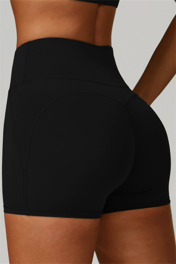 Gedurfde 2-delige sportset: bh met racerback en shorts