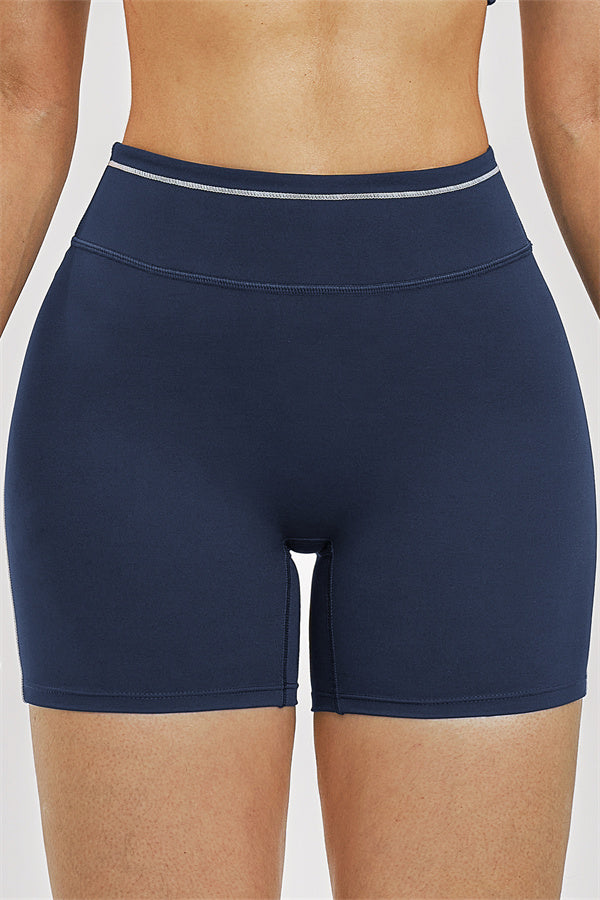 Conjunto Unbound de 2 piezas: sujetador deportivo y shorts