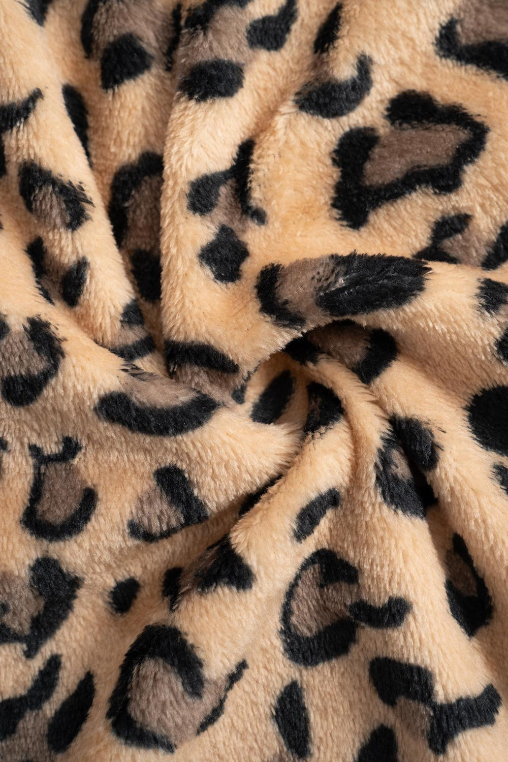 Pantalones de pierna ancha con estampado de leopardo