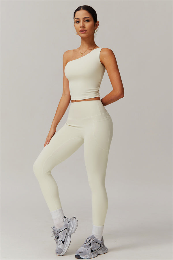 Blissful 2-piece set: crop top and leggings