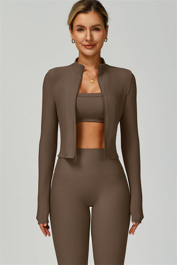 Conjunto de 3 piezas Burst: chaqueta, sujetador deportivo y leggings