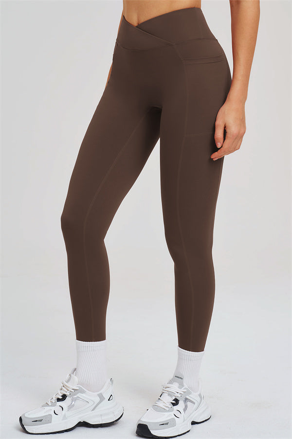 Ensemble 2 pièces Sizzle : brassière de sport et leggings