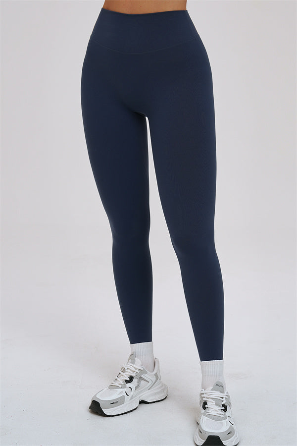 2-piece Svelte set: tank top and leggings