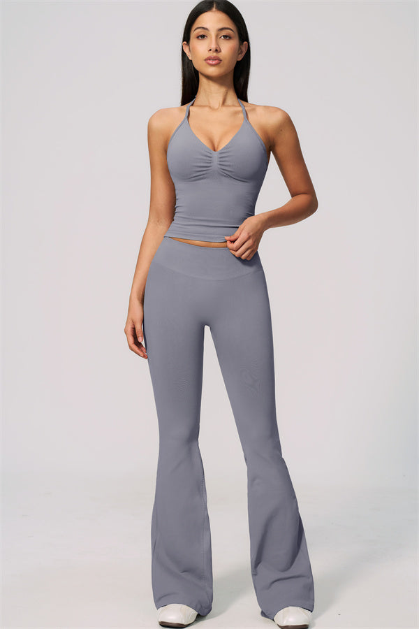 Conjunto de 2 piezas Velvetine: top de tirantes y leggings acampanados