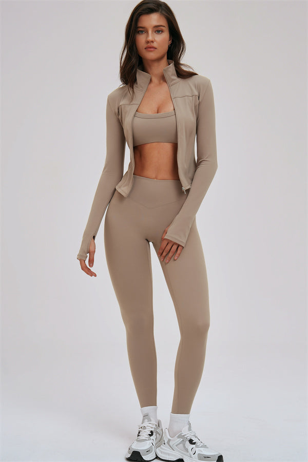 Set da 3 pezzi Kinetic: giacca con zip, reggiseno sportivo e leggings