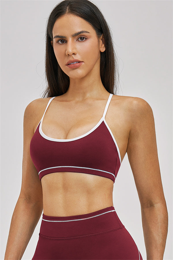 Conjunto Unbound de 2 piezas: sujetador deportivo y shorts