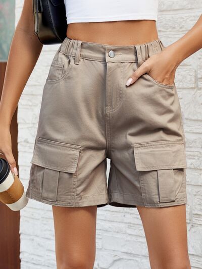 Shorts vaqueros de talle alto con bolsillos