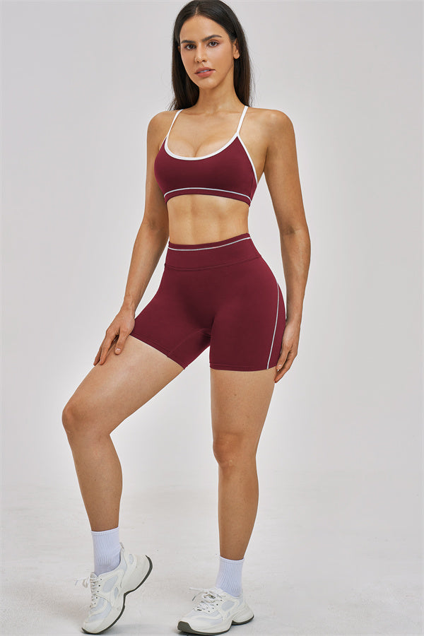 Conjunto Unbound de 2 piezas: sujetador deportivo y shorts