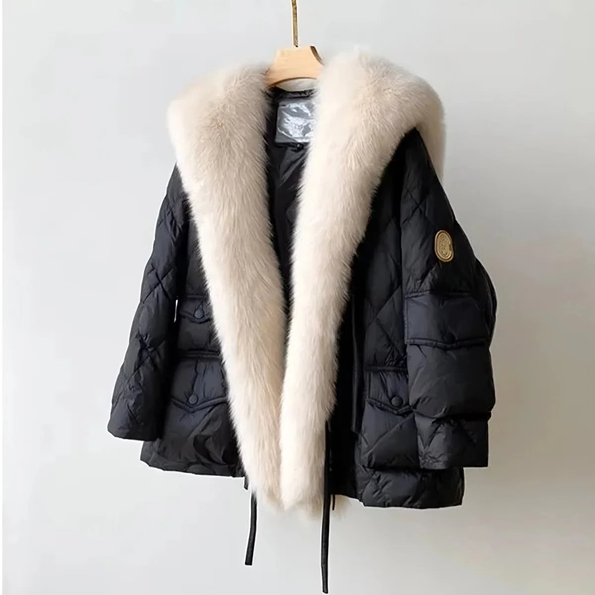 Chaqueta con cuello de piel