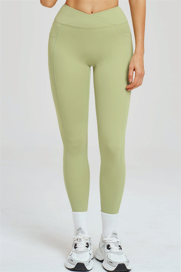 Ensemble 2 pièces Sizzle : brassière de sport et leggings