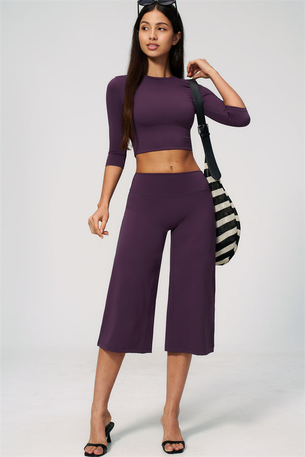 Natalia 2-piece set with half-sleeve top and wide-leg shorts