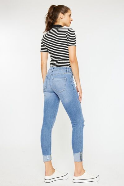 Jeans Kancan desgastados con efecto bigotes de gato y bragueta de botones
