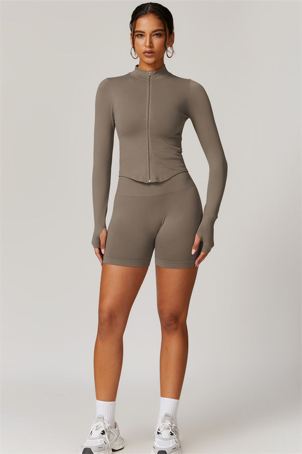 Conjunto Delight de 2 piezas: chaqueta y shorts