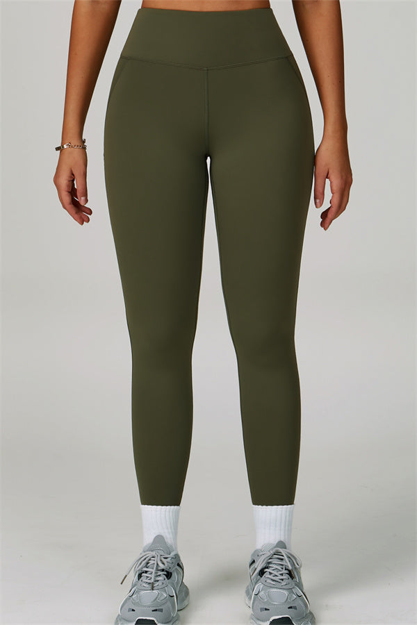 Sportliches, gewagtes 2-teiliges Set mit Racerback-BH und Leggings