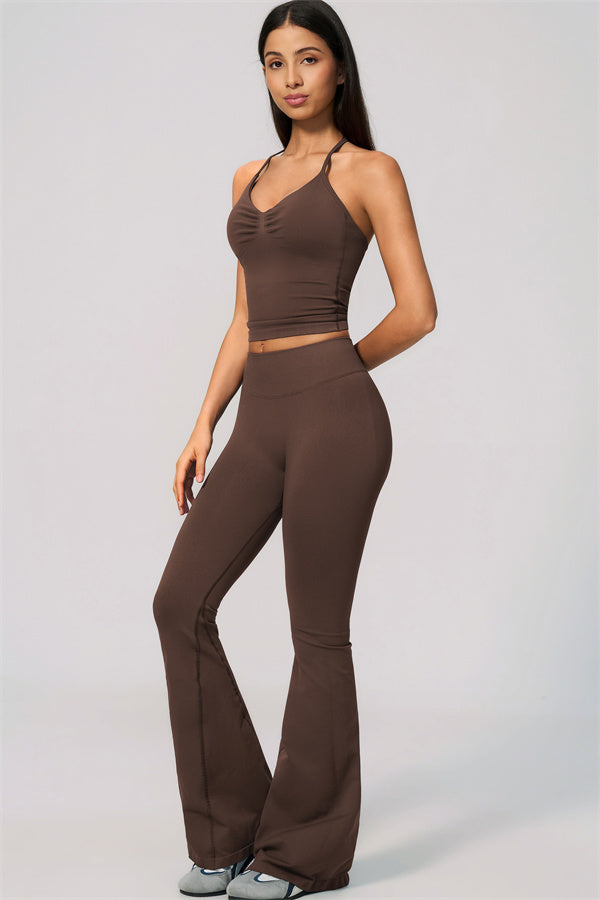 Conjunto de 2 piezas Velvetine: top de tirantes y leggings acampanados