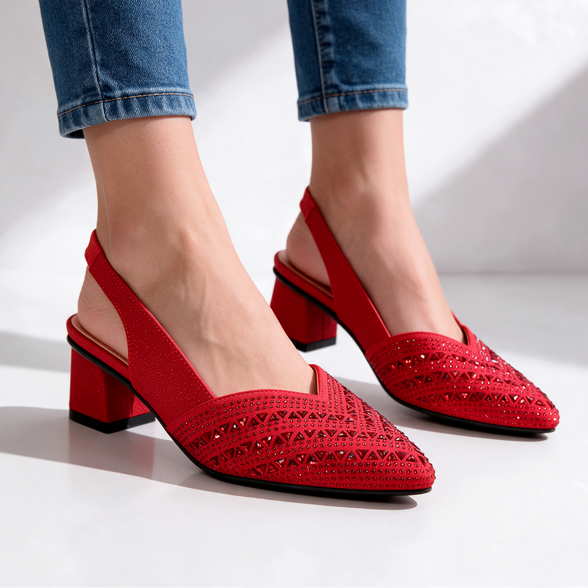 Noelle, zapatos destalonados con brillo
