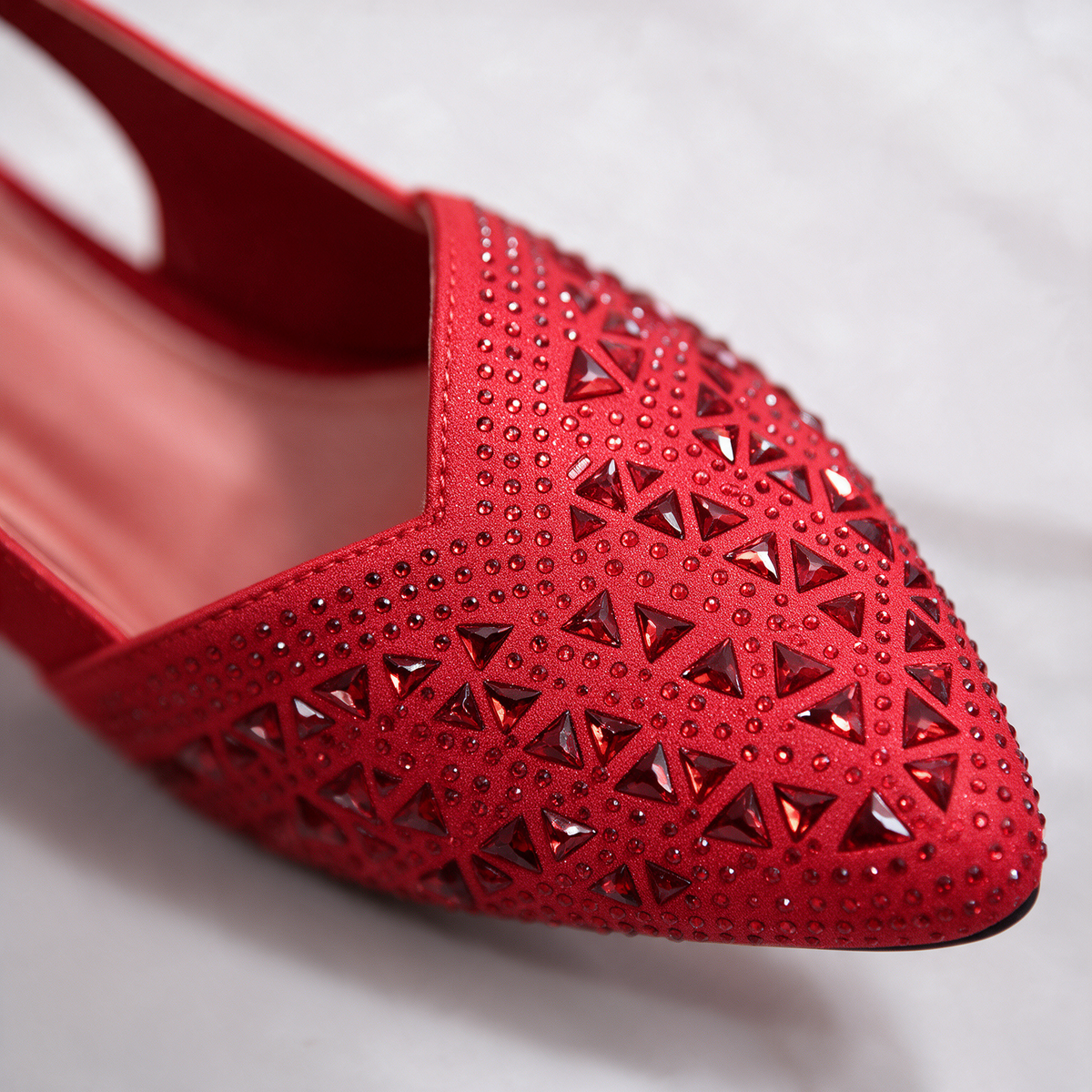 Noelle, zapatos destalonados con brillo