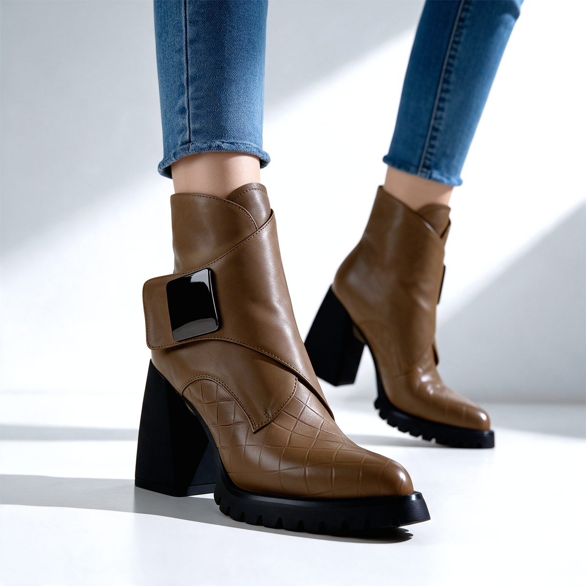 Botines Kensington con hebilla