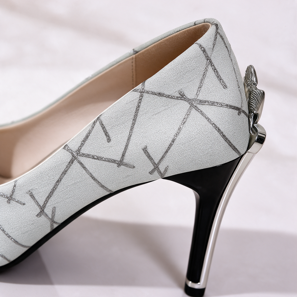 Tacones puntiagudos Sabre
