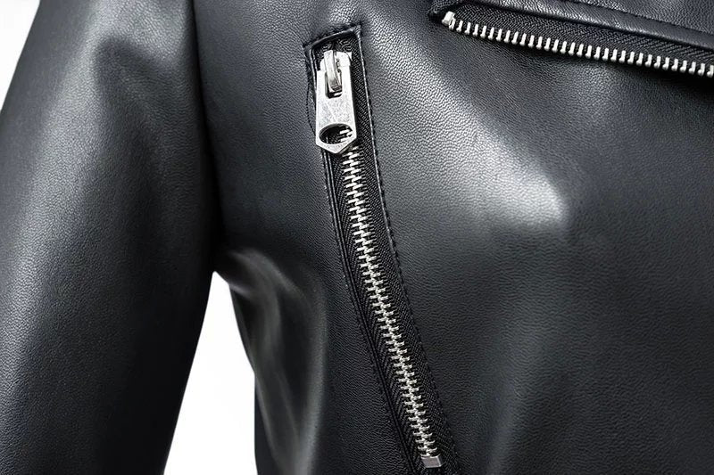 Chaqueta de cuero estilo biker