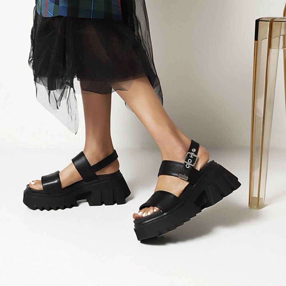 Sandalias romanas