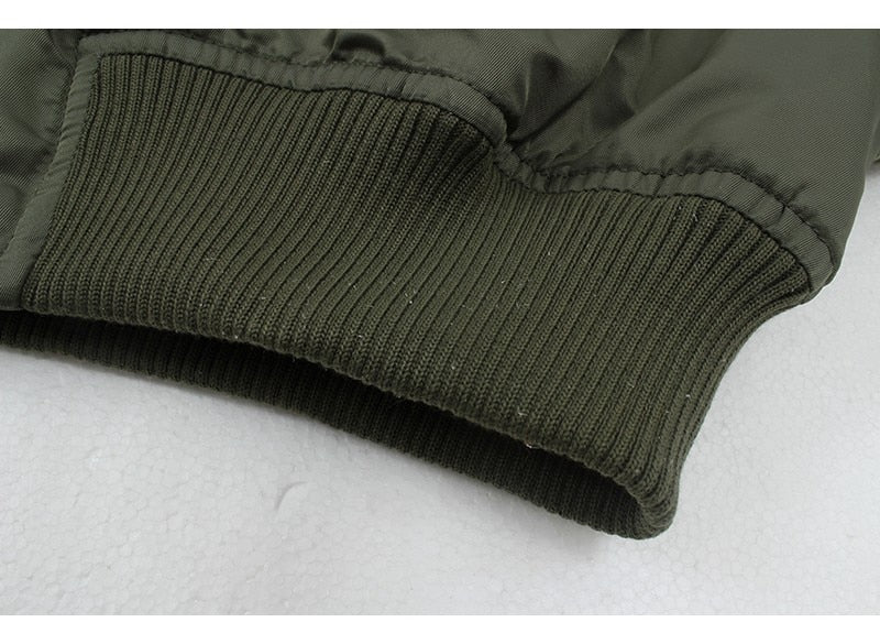 Chaqueta bomber moderna