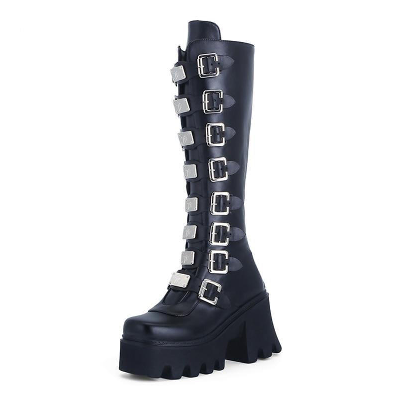 Botas largas metálicas