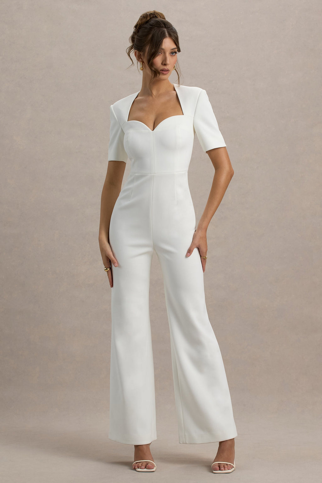Simone | Mono blanco de escote corazón, mangas cortas y pierna ancha