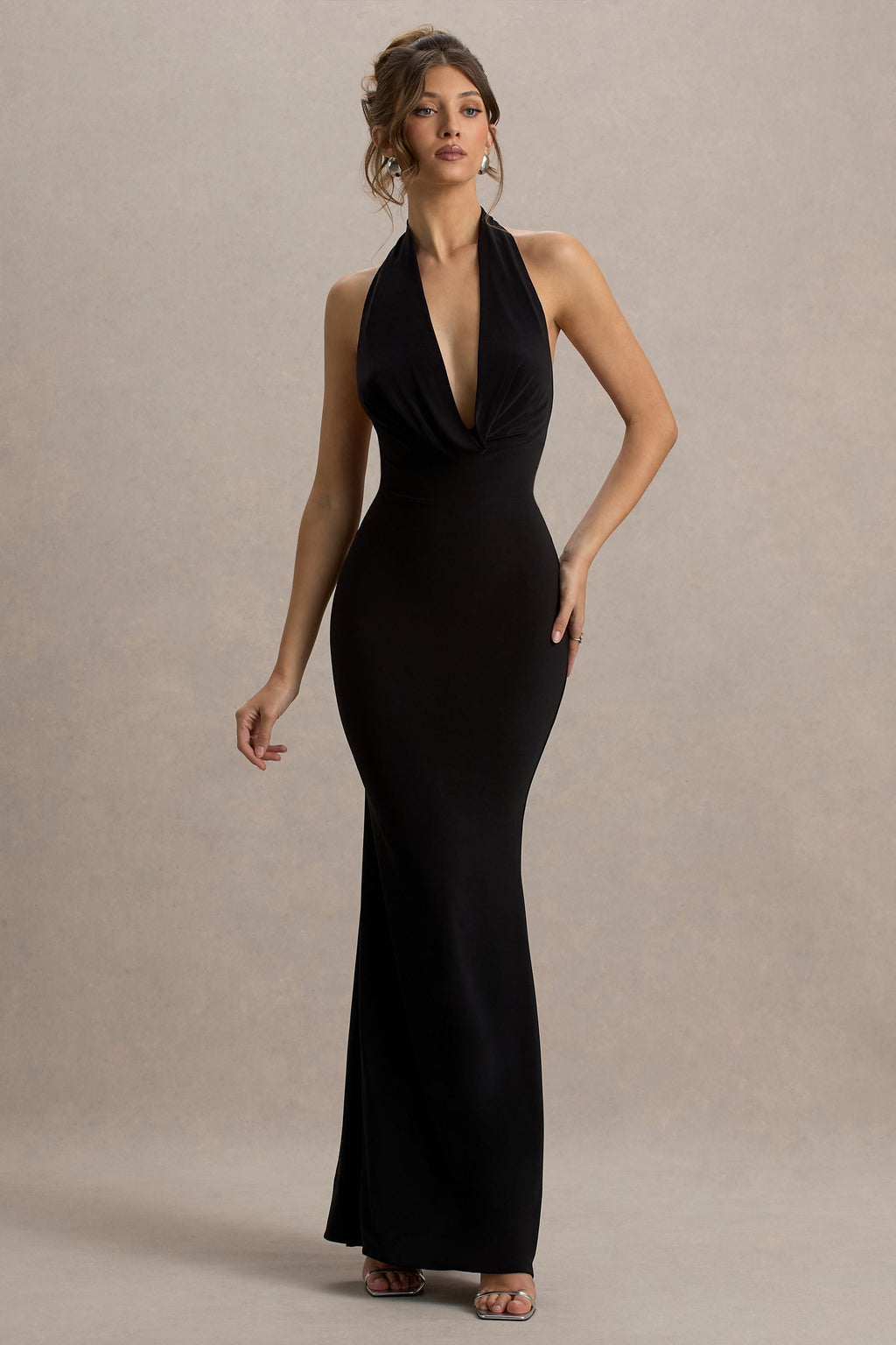 Milani | Vestido largo negro con escote drapeado y corte sirena con espalda descubierta