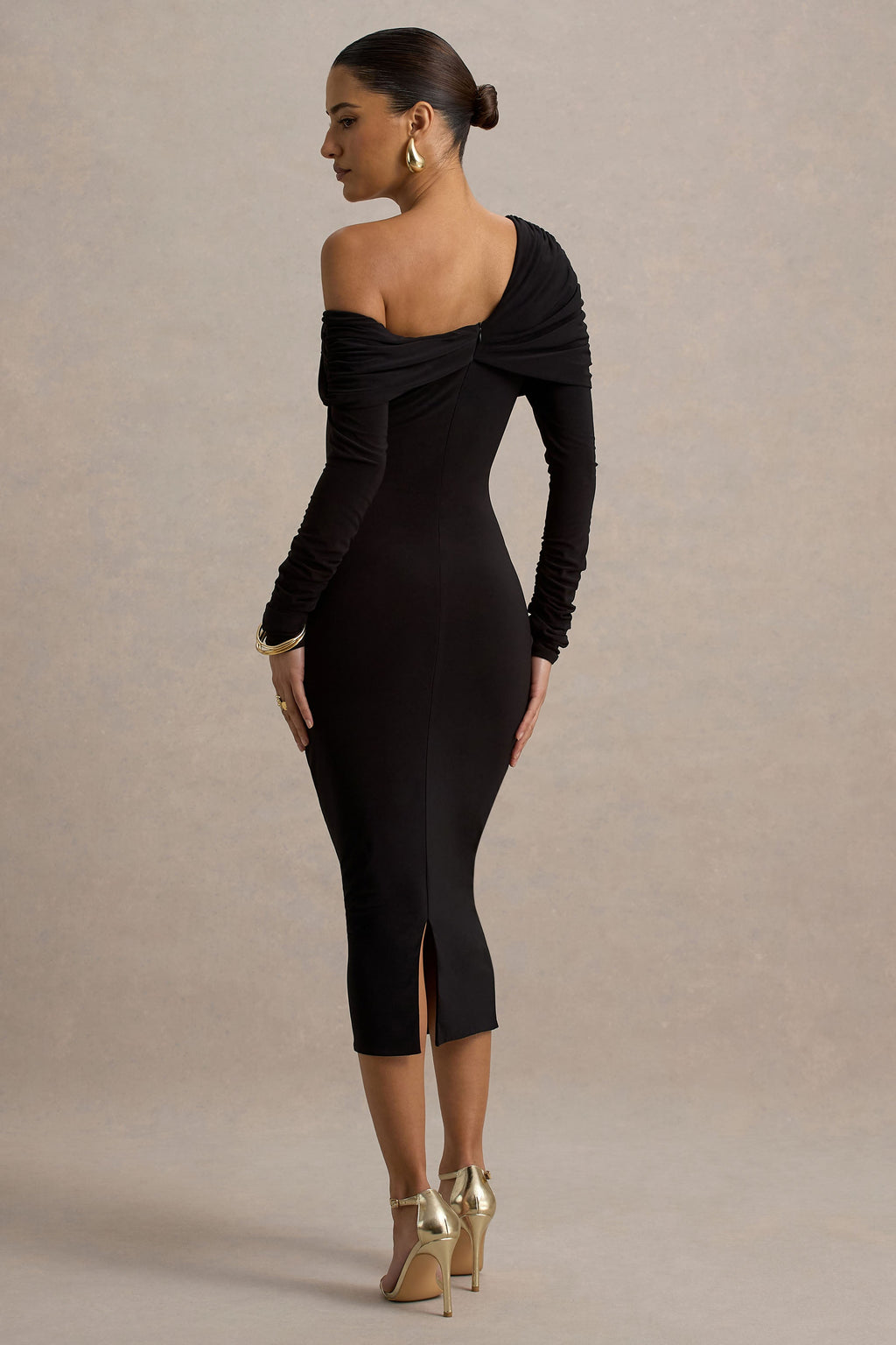 Cleo | Vestido midi negro ajustado
