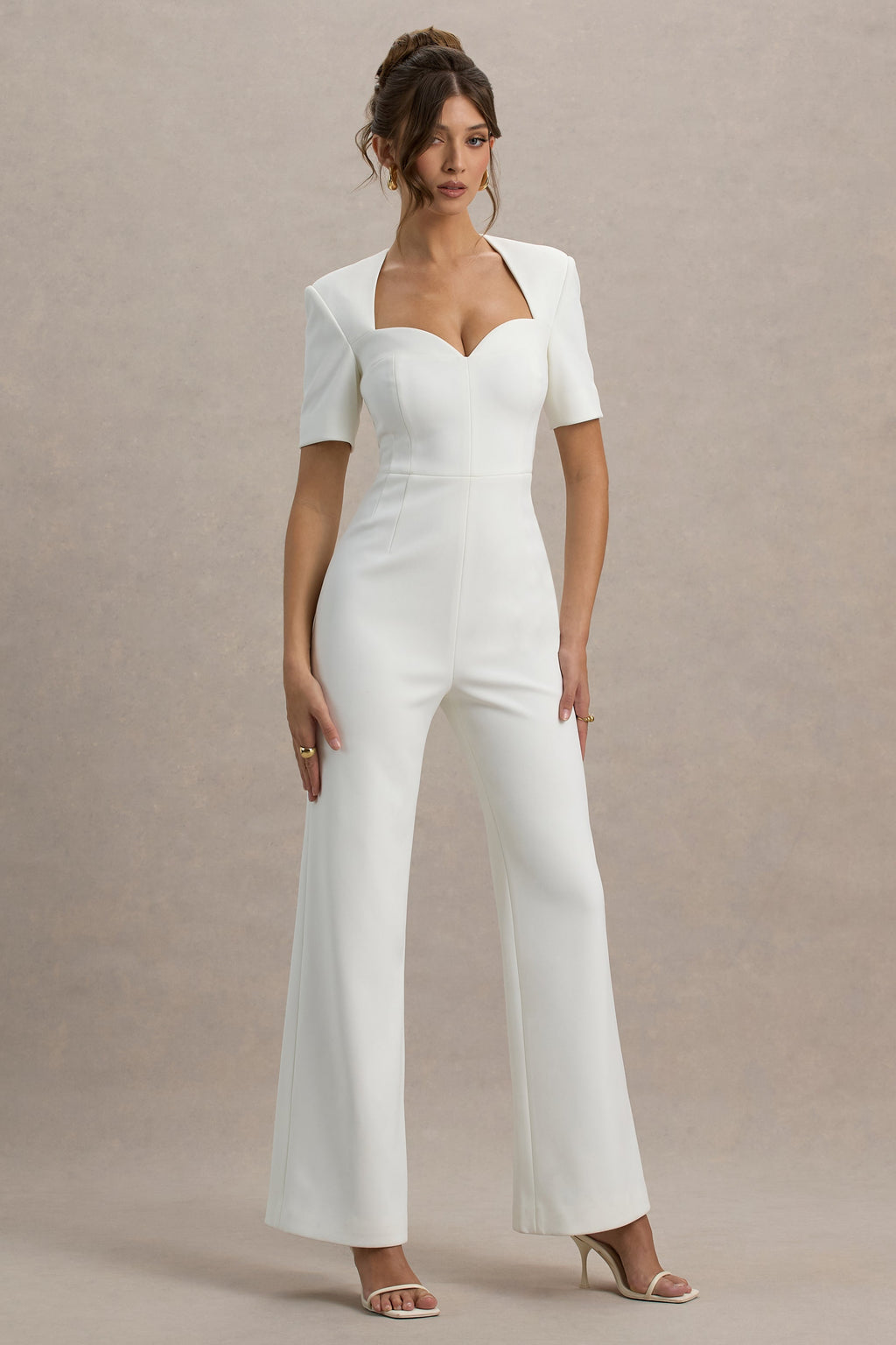 Simone | Mono blanco de escote corazón, mangas cortas y pierna ancha